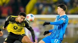 复出即无敌！约基奇状态拉满爆砍39+10+10，掘金力克无字利的雄鹿