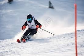 ＂恭喜！错过全运会后22岁乒乓球新星公开恋情，空手道男友高大帅气