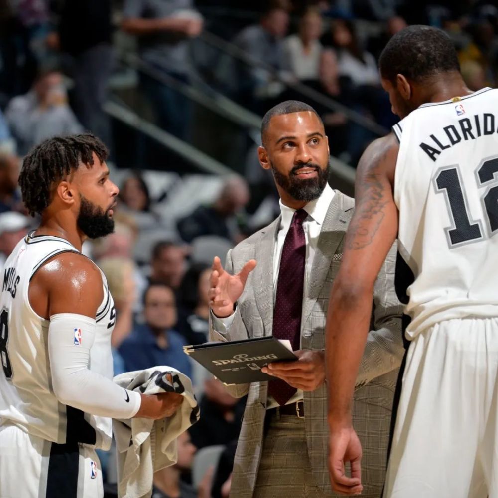 名年轻且极 名年轻且极